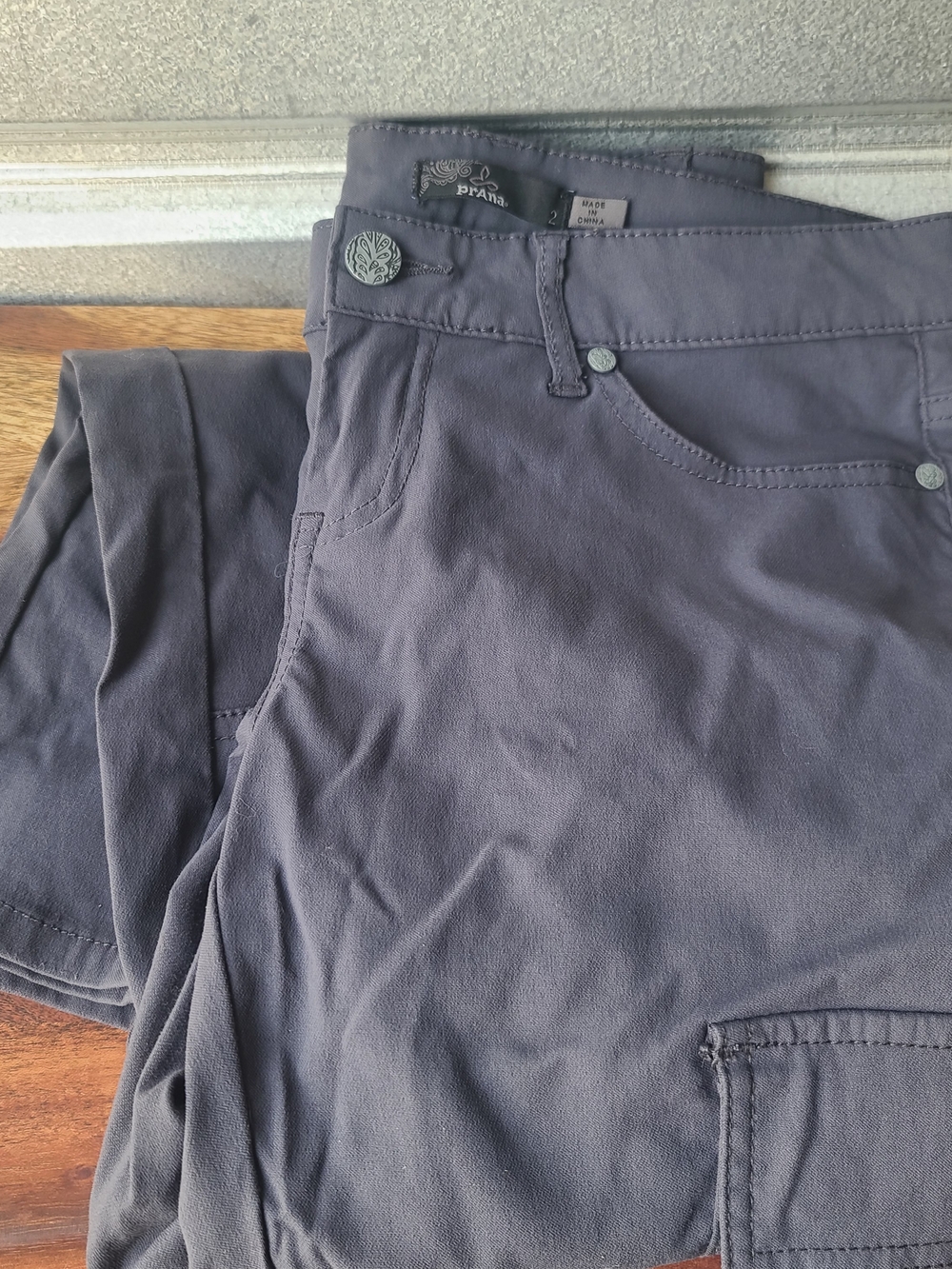 Prana Women's 2 Slate Gray Cargo Pants